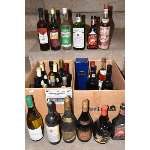 923 - ALCOHOL, Two Boxes of assorted wine and spirits containing eighteen bottles of red and white wine fr... 