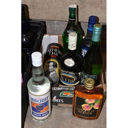 926 - ALCOHOL, Two Boxes of assorted Alcohol containing 33 bottles of Wine, Whisky, Brandy, Rum, Liqueurs ... 