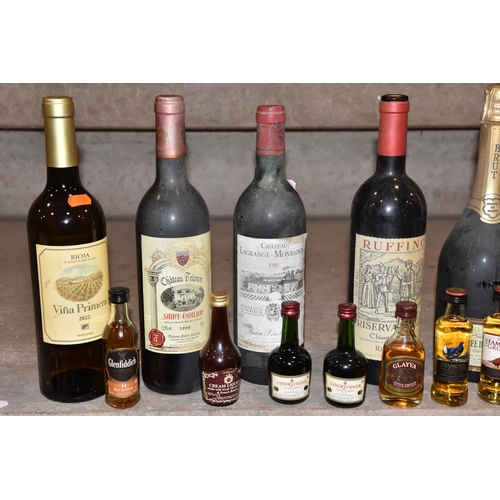 931 - WINE, PORT & COGNAC, Two Boxes containing Twenty Bottles comprising 1 x Martell VS Cognac, 40% vol. ... 