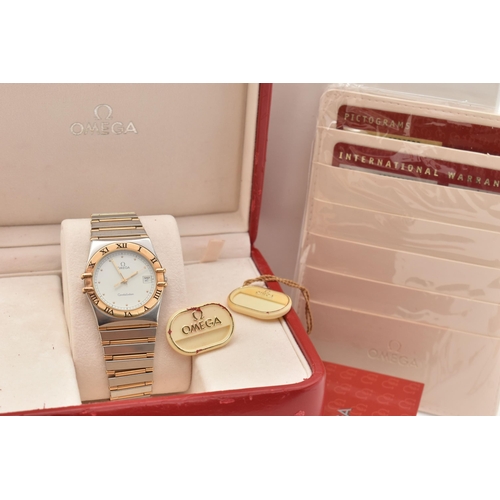 33 - A LADIES 'OMEGA' CONSTELLATION WRISTWATCH, quartz movement, round white dial, signed 'Omega', dot ma... 