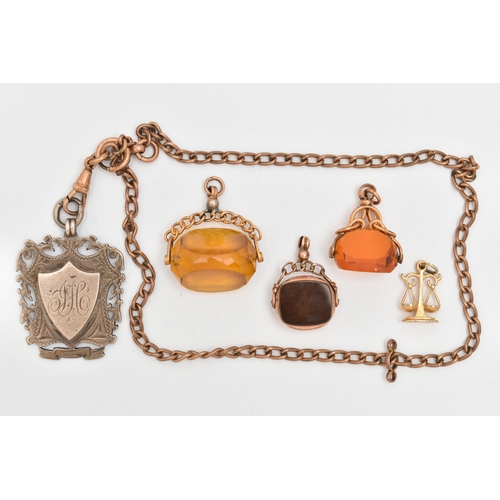 43 - AN ASSORTMENT OF JEWELLERY, to include a spinning fob, inlay set with bloodstone and agate, hallmark... 