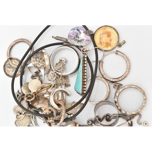 146 - A SELECTION OF SILVER AND WHITE METAL JEWELLERY, to include rings, a charm bracelet, necklaces, one ... 