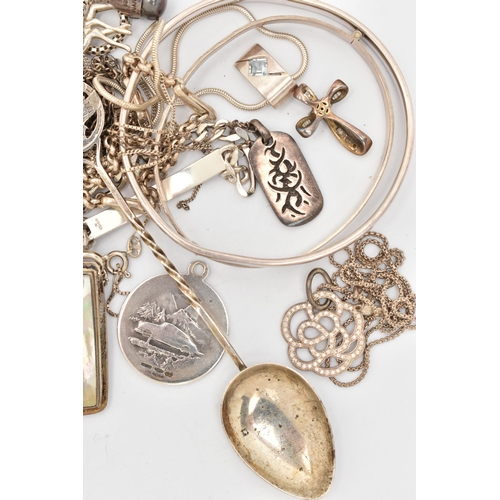 147 - A SELECTION OF SILVER AND WHITE METAL JEWELLERY, to include a Thomas Sabo pendant, a square shell pe... 