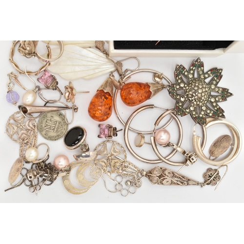 151 - A SELECTION OF SILVER AND WHITE METAL JEWELLERY, to include a pair of Pandora leaf design drop earri... 