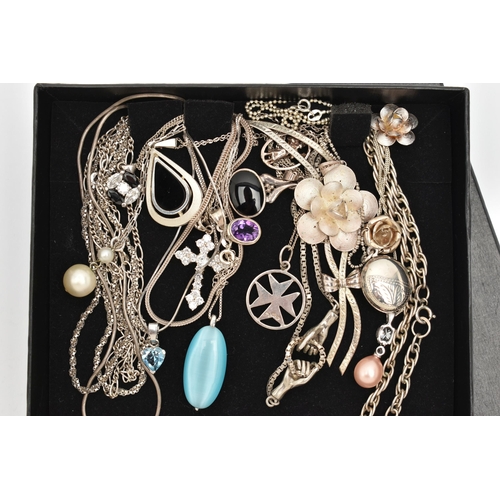 153 - A SELECTION OF SILVER AND WHITE METAL PENDANT NECKLACES, to include an oval locket, a Maltese cross ... 
