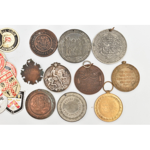 155 - WWI MEDALS, TOKENS, SOUVENIRS ETC, to include a 1914-1918 general service medal, awarded to 'SE-2252... 