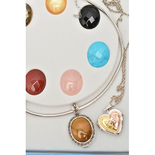 156 - A SELECTION OF SILVER AND WHITE METAL JEWELLERY, to include four hinged bangles, four lockets, a hea... 