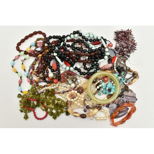 160 - A SELECTION OF BEADED NECKLACES AND COSTUME JEWELLERY, to include a horn bead necklace, a mother of ... 