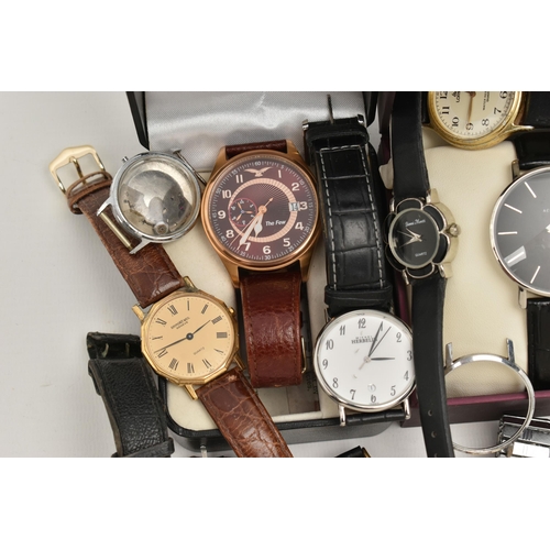 163 - A SELECTION OF WATCHES, to include a boxed gentleman's Accurist wristwatch, two lady's Accurist watc... 