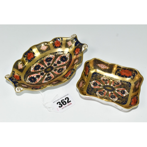 362 - TWO ROYAL CROWN DERBY IMARI 1128 - SOLID GOLD BAND TRINKET DISHES, comprising a wavy rimmed twin han... 