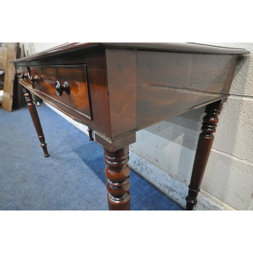 1307 - AN EARLY 20TH CENTURY MAHOGANY SIDE TABLE, with two frieze drawers, raised on turned and tapered leg... 