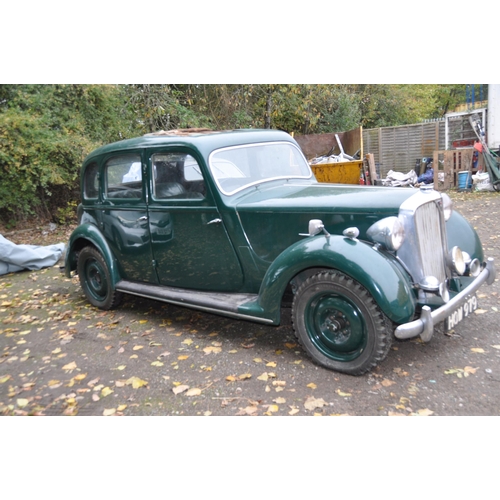 1003 - A 1948 ROVER P3-60 FOUR DOOR SALOON CAR IN GREEN with a 1595cc petrol engine, four speed manual gear... 