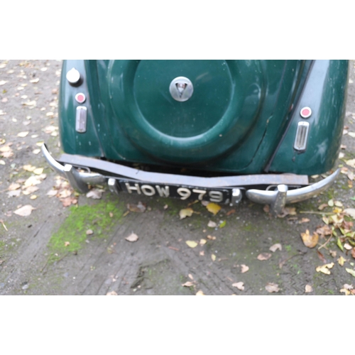 1003 - A 1948 ROVER P3-60 FOUR DOOR SALOON CAR IN GREEN with a 1595cc petrol engine, four speed manual gear... 