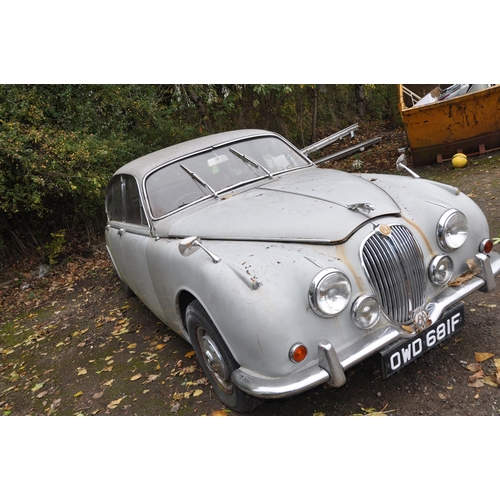 1004 - A 1968 JAGUAR 340 FOUR DOOR SALOON CAR IN GREY, in need of restoration, with a 3442cc straight six p... 