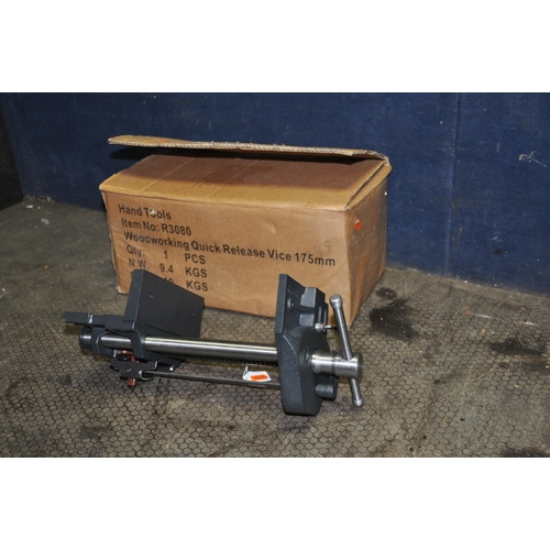 1052 - A BRAND NEW WITH BOX RUTLANDS WOOKWORKING VICE with quick release mechanism and dog