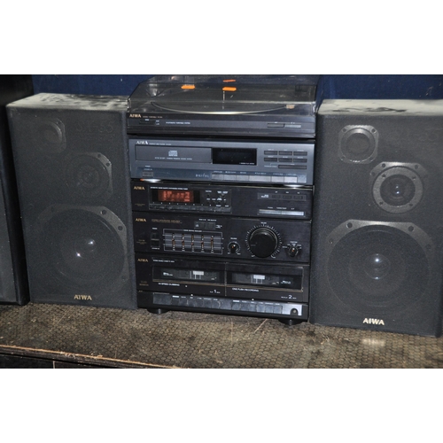 1060 - AN AIWA CX-55 HI FI with matching speakers and a pair of Kenwood LS-76 speakers (PAT fail due to uni... 