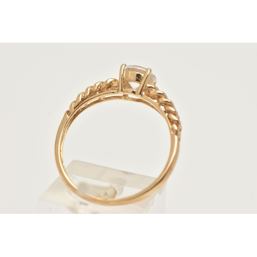 19 - A 14CT GOLD SINGLE STONE RING, a circular cut cubic zirconia, prong set in yellow gold, curb chain l... 