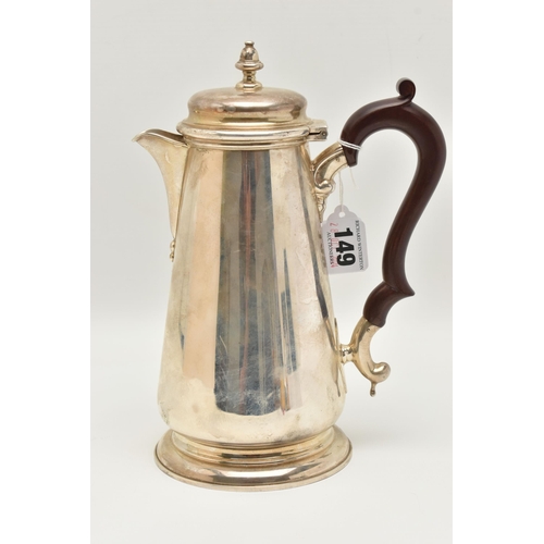 149 - AN ELIZABETH II SILVER COFFEE POT, polished tapering form, hinged cover with pointed finial, fitted ... 