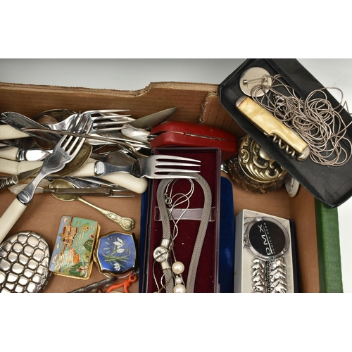 168 - A BOX OF ASSORTED ITEMS, to include various pieces of costume jewellery, fashion wristwatches, boxes... 