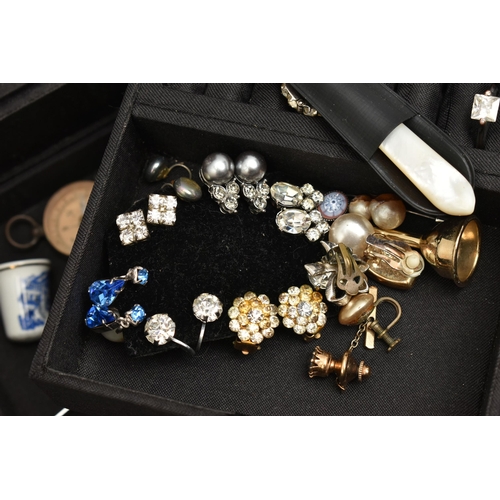 168 - A BOX OF ASSORTED ITEMS, to include various pieces of costume jewellery, fashion wristwatches, boxes... 