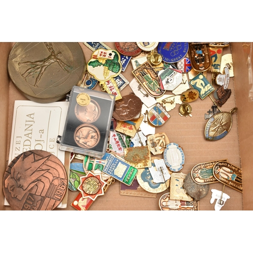 172 - A BOX OF ASSORTED WHITE METAL WARE, to include boxed sets of stainless steel 'Oka' cutlery pieces, a... 