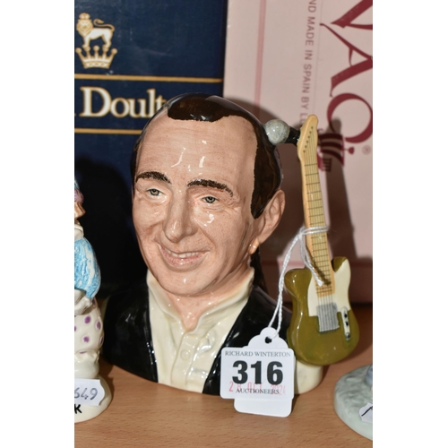 316 - A GROUP OF COLLECTABLE CERAMICS comprising a pair of boxed Royal Doulton Limited Edition character j... 