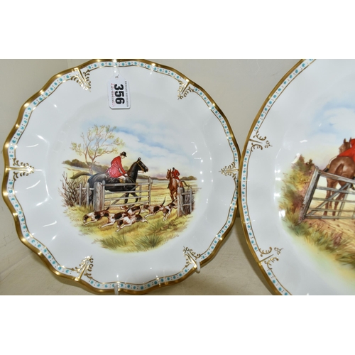 356 - FIVE HUNTING SCENE CABINET PLATES AND A SIMILAR TRINKET DISH, printed and tinted with horses, hounds... 