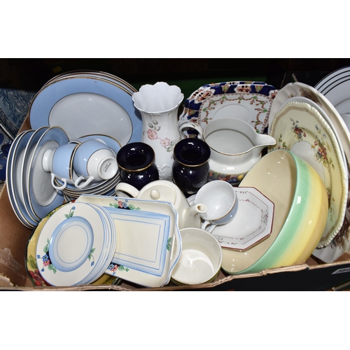 384 - FIVE BOXES AND LOOSE CERAMICS AND GLASSWARE to include a large quantity of Royal Worcester Classic P... 