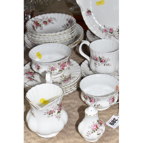 389 - A GROUP OF ROYAL ALBERT 'LAVENDER ROSE' DINNER WARE, comprising covered tureen, two oval serving bow... 