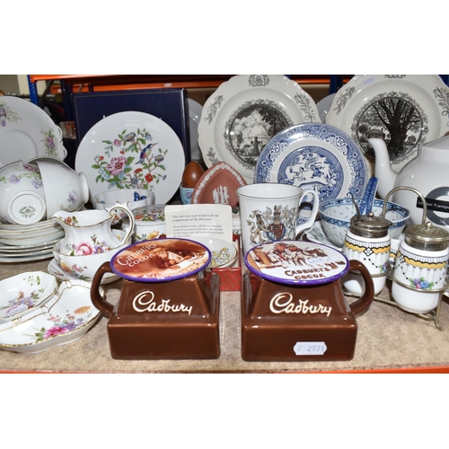 397 - A COLLECTION OF CERAMICS, to include, a vintage blue and white willow pattern style plate advertisin... 