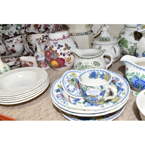 399 - A LARGE COLLECTION OF MASON'S IRONSTONE CERAMICS, to include in green 'Chartreuse' design: plate, sm... 