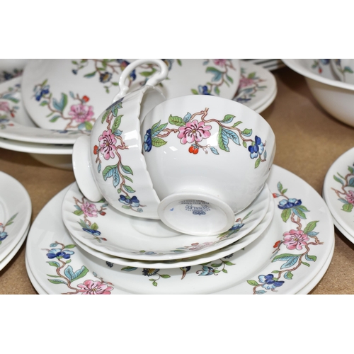 406 - A FORTY-SIX PIECE AYNSLEY 'PEMBROKE' DINNER SERVICE comprising six tea cups, six saucers, six side p... 