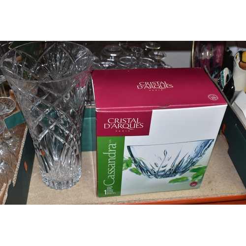 416 - THREE BOXES AND LOOSE GLASSWARE to include a boxed Cristal D'Arques Cassandra bowl, a Gleneagles Cry... 