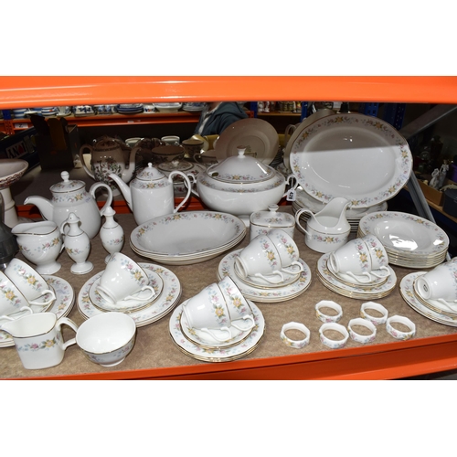 428 - A SIXTY SEVEN PIECE MAYFAIR DINNER SERVICE, comprising a soup tureen, a meat plate, two oval serving... 