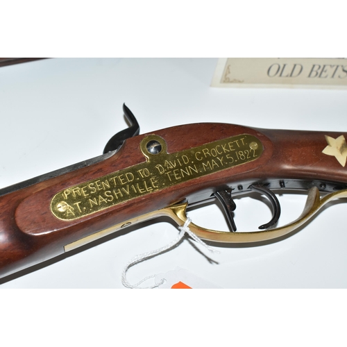 438 - A FRANKLIN MINT REPLICA 'OLD BETSY, DAVY CROCKETT'S .41 CALIBER RIFLE' on a wooden display board, wi... 