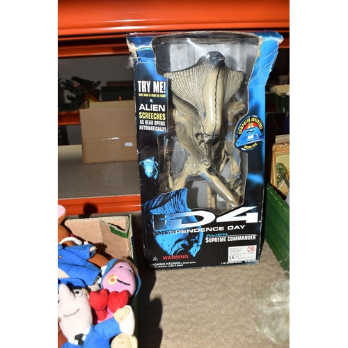 440 - TWO BOXES AND LOOSE TOYS, to include a boxed Independence Day Alien Supreme Commander, a vintage Sin... 