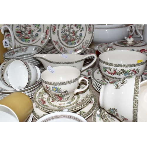 453 - A GROUP OF VARIOUS TEA AND DINNER WARES to include two Wedgwood Florentine trios, three Wedgwood Kut... 