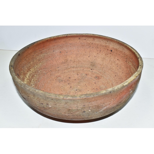 475 - KATHERINE PLEYDELL-BOUVERIE (1895-1985): A LARGE STONEWARE BOWL, with combed sgraffito bands, impres... 