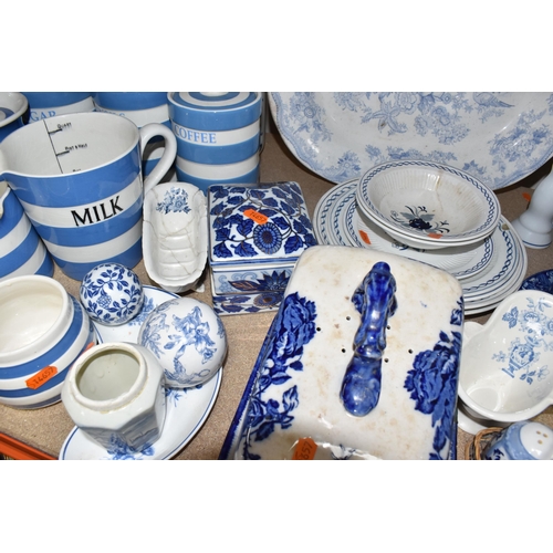 480 - A LARGE GROUP OF BLUE AND WHITE CERAMICS to include a group of T.G Green Cornish Ware comprising a m... 