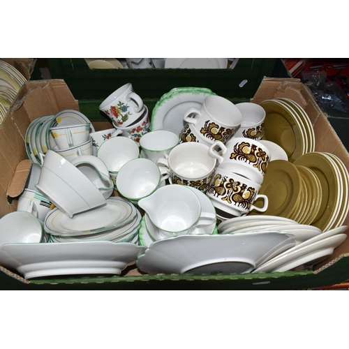 482 - THREE BOXES OF MIXED TEA AND COFFEE WARES to include a brown mid-century Price-Kensington 'Victoria'... 