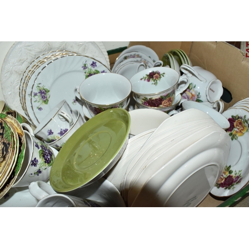 482 - THREE BOXES OF MIXED TEA AND COFFEE WARES to include a brown mid-century Price-Kensington 'Victoria'... 