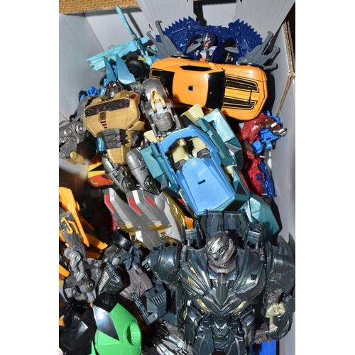 490 - ONE BOX AND LOOSE TRANSFORMER TOYS, a selection of vintage and modern transformer figures, approxima... 