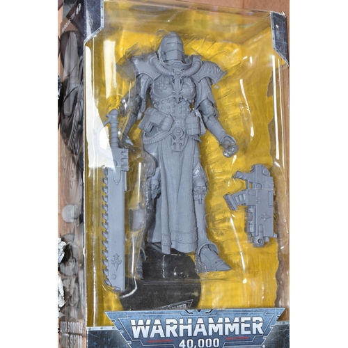 523 - WARHAMMER 40000 GAMING ACCESSORIES, to include boxed Serphon and Sylvaneth kits, kits appear to be u... 