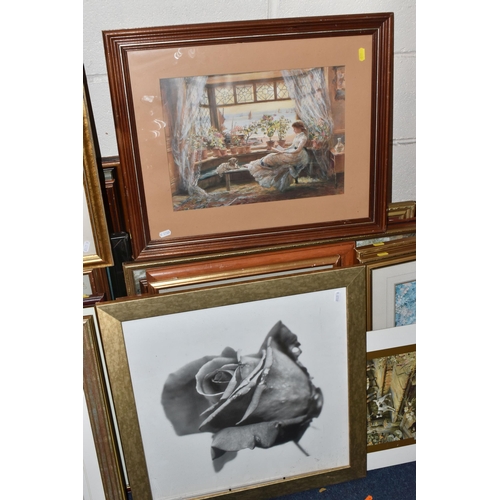 600 - A QUANTITY OF ASSORTED PRINTS ETC, to include print reproductions of paintings, subjects include lan... 