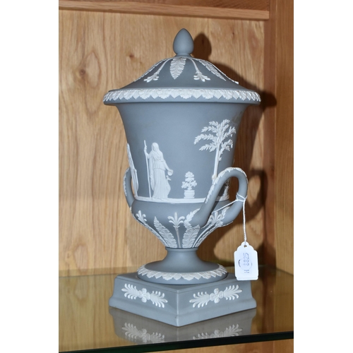 311 - A WEDGWOOD SILVER GREY JASPERWARE CAMPANA VASE AND COVER, twin handled, supported by a square base, ... 