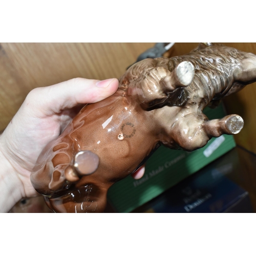 426 - A BOXED BESWICK ELEPHANT AND A BESWICK BISON FIGURE, comprising Elephant - Trunk Stretching - Small,... 