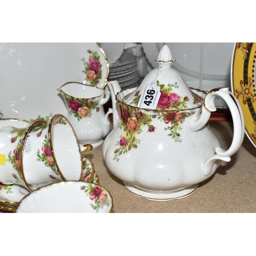 436 - A SMALL COLLECTION OF ROYAL ALBERT 'OLD COUNTRY ROSES' TEAWARE, comprising of, a cake plate, teapot,... 
