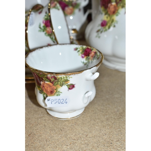 436 - A SMALL COLLECTION OF ROYAL ALBERT 'OLD COUNTRY ROSES' TEAWARE, comprising of, a cake plate, teapot,... 