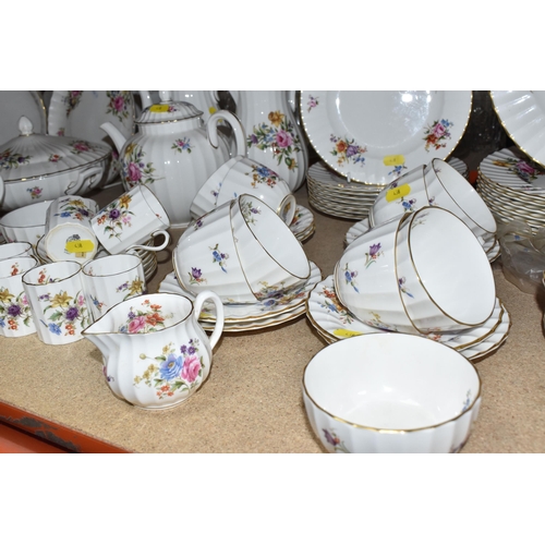 438 - NINETY SIX PIECE ROYAL WORCESTER DINNERWARE SET, 'Roanoke',  Z2827, comprising of, one oval meat pla... 