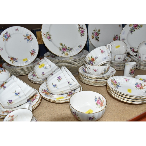 438 - NINETY SIX PIECE ROYAL WORCESTER DINNERWARE SET, 'Roanoke',  Z2827, comprising of, one oval meat pla... 